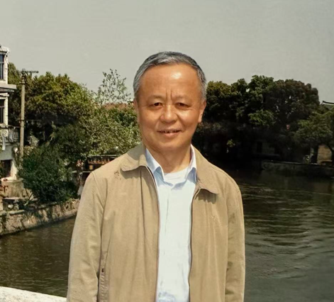 家父遗像